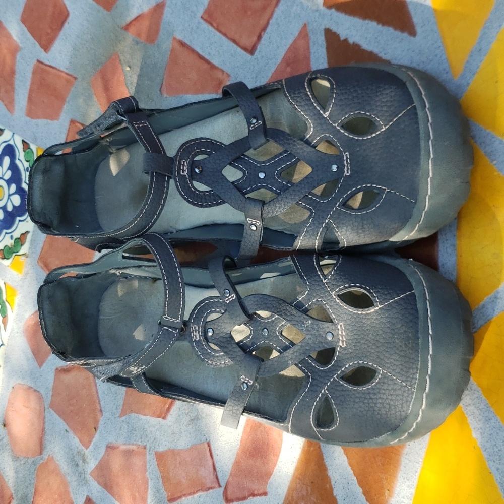 JBU by Jambu gray sandal